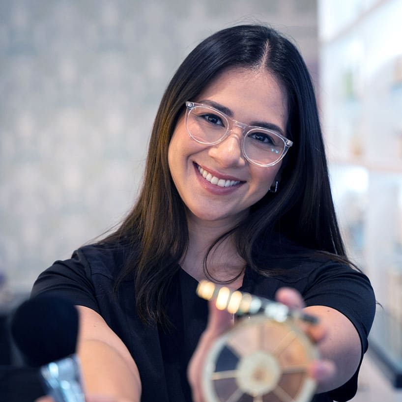 a close up of a woman