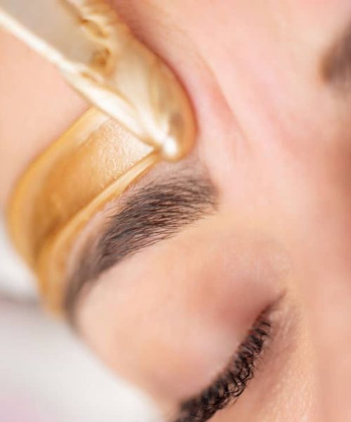 a close up of a woman